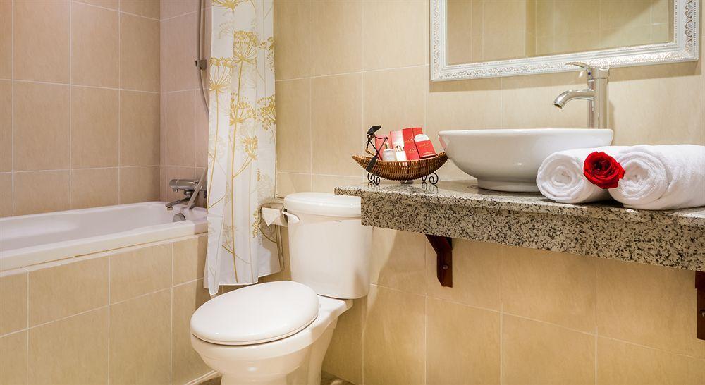 Saga Hotel Ho Chi Minh Zewnętrze zdjęcie