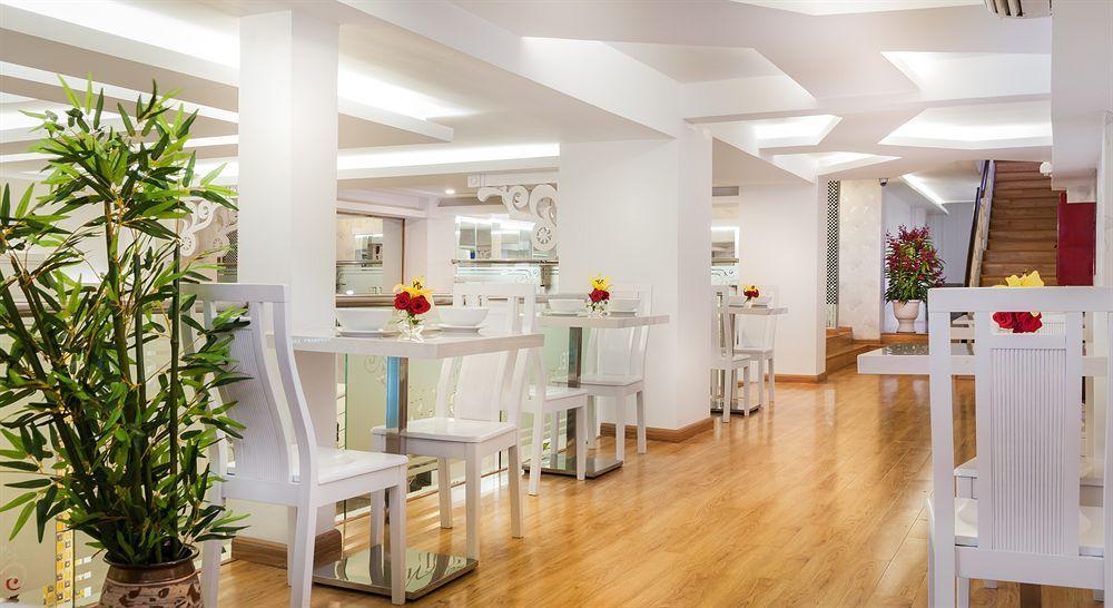 Saga Hotel Ho Chi Minh Zewnętrze zdjęcie