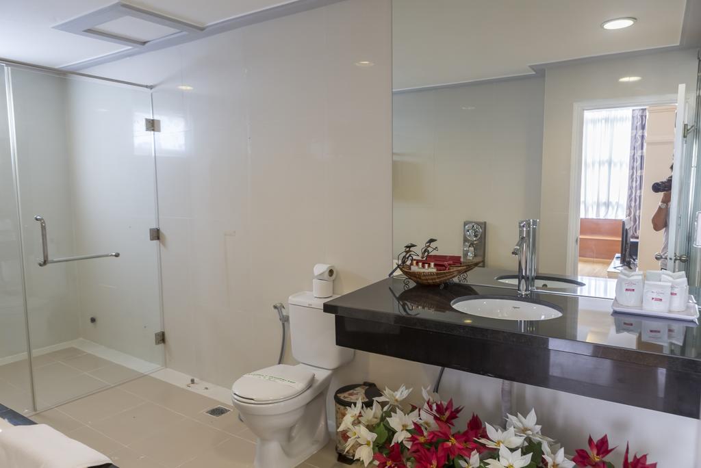 Saga Hotel Ho Chi Minh Zewnętrze zdjęcie